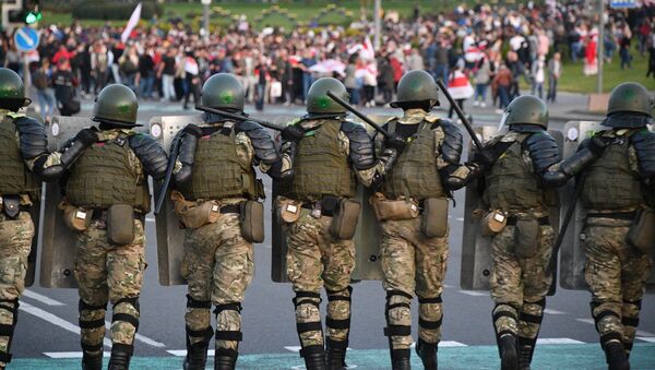 白俄内务部称在12日的抗议活动中拘留186人 - 俄罗斯卫星通讯社