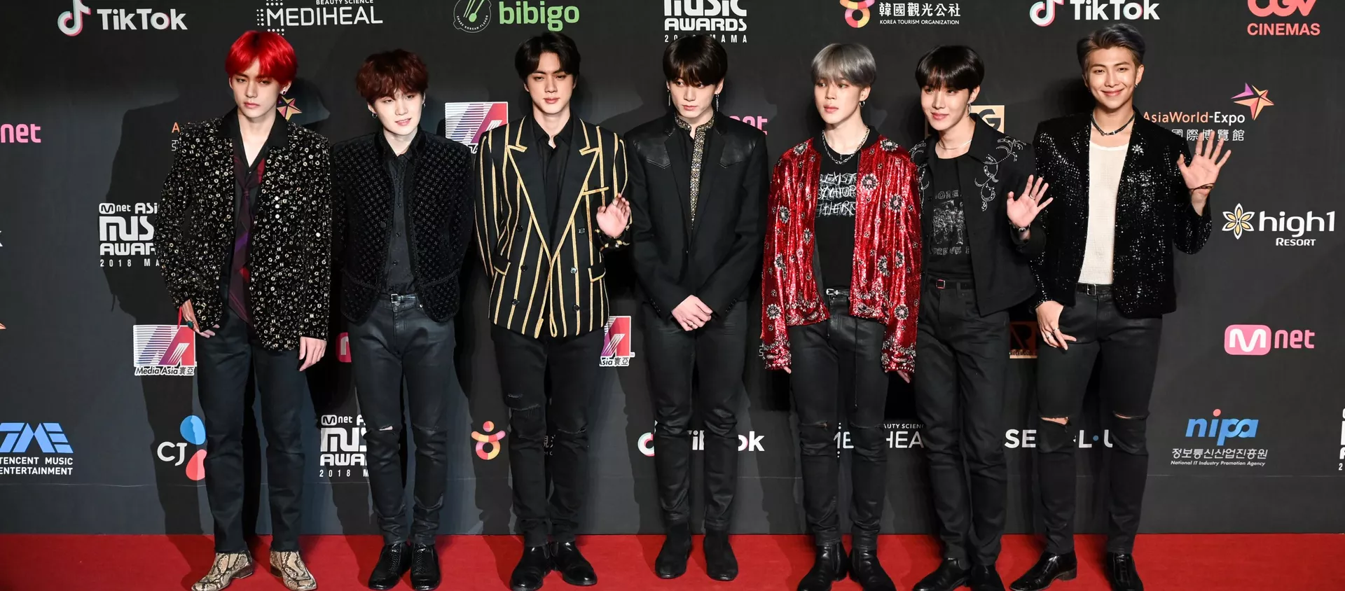 K-pop группа BTS в Гонконге - 俄羅斯衛星通訊社, 1920, 30.11.2020