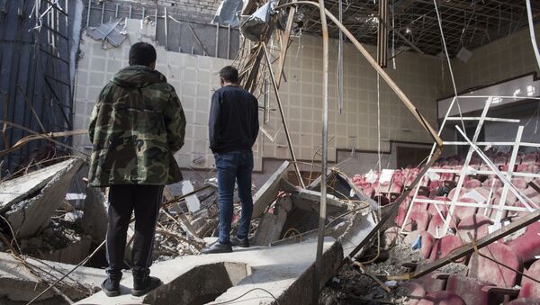 Разрушенный обстрелом кинотеатр в городе Шуши в Карабахе.  - 俄罗斯卫星通讯社