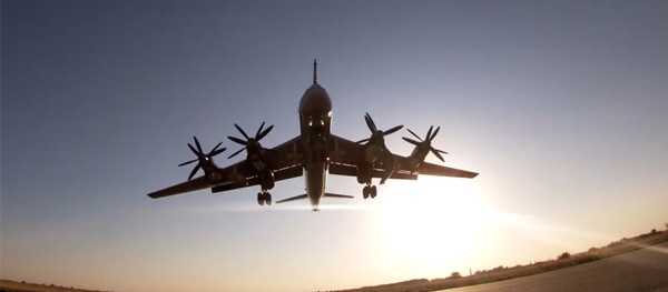 图-160和图-95MS的检查试验飞行 - 俄罗斯卫星通讯社