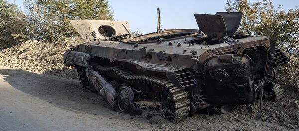 Уничтоженная военная техника в городе Степанакерт. - 俄羅斯衛星通訊社