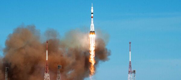 Ракета-носитель Союз-2.1а с транспортным пилотируемым кораблем Союз МС-17 во время запуска со стартовой площадки №31 космодрома Байконур.   - 俄罗斯卫星通讯社