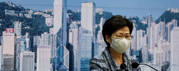 Глава администрации Гонконга Кэрри Лам объявила, что переносит запланированное на среду ежегодное послание к гонконгскому Законодательному совету на конец ноября.  - 俄罗斯卫星通讯社