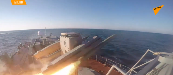 里海舰队舰船在海上开展防空防御演习 - 俄罗斯卫星通讯社