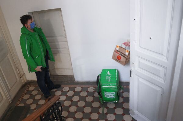 俄罗斯劳动市场：快递员的工资高吗？ - 俄罗斯卫星通讯社