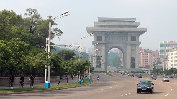 Триумфальные ворота в Пхеньяне - 俄罗斯卫星通讯社