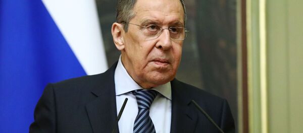 Министр иностранных дел РФ Сергей Лавров во время пресс-конференции по итогам встречи c министром иностранных дел Киргизии Русланом Казакбаевым - 俄羅斯衛星通訊社