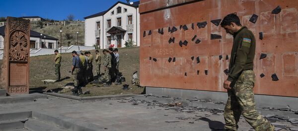  Военнослужащие азербайджанской армии на территории села Талыш.  - 俄罗斯卫星通讯社