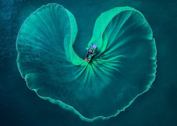 Снимок  Fishing boats вьетнамского фотографа Phuoc Hoai Nguyen, ставший вторым среди профессионалов в категории Special/Travel / Wanderlust конкурса International Photography Awards 2020 - 俄羅斯衛星通訊社