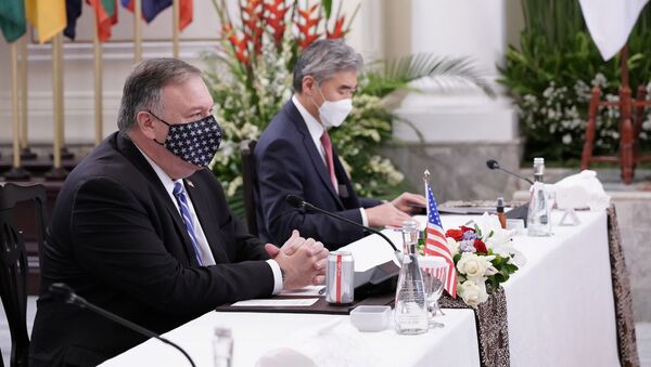 Госсекретарь США Майк Помпео во время визита в Индонезию - 俄罗斯卫星通讯社