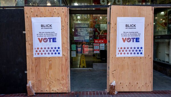  Один из избирательных участков в Сан-Франциско в день голосования на выборах президента США. - 俄羅斯衛星通訊社
