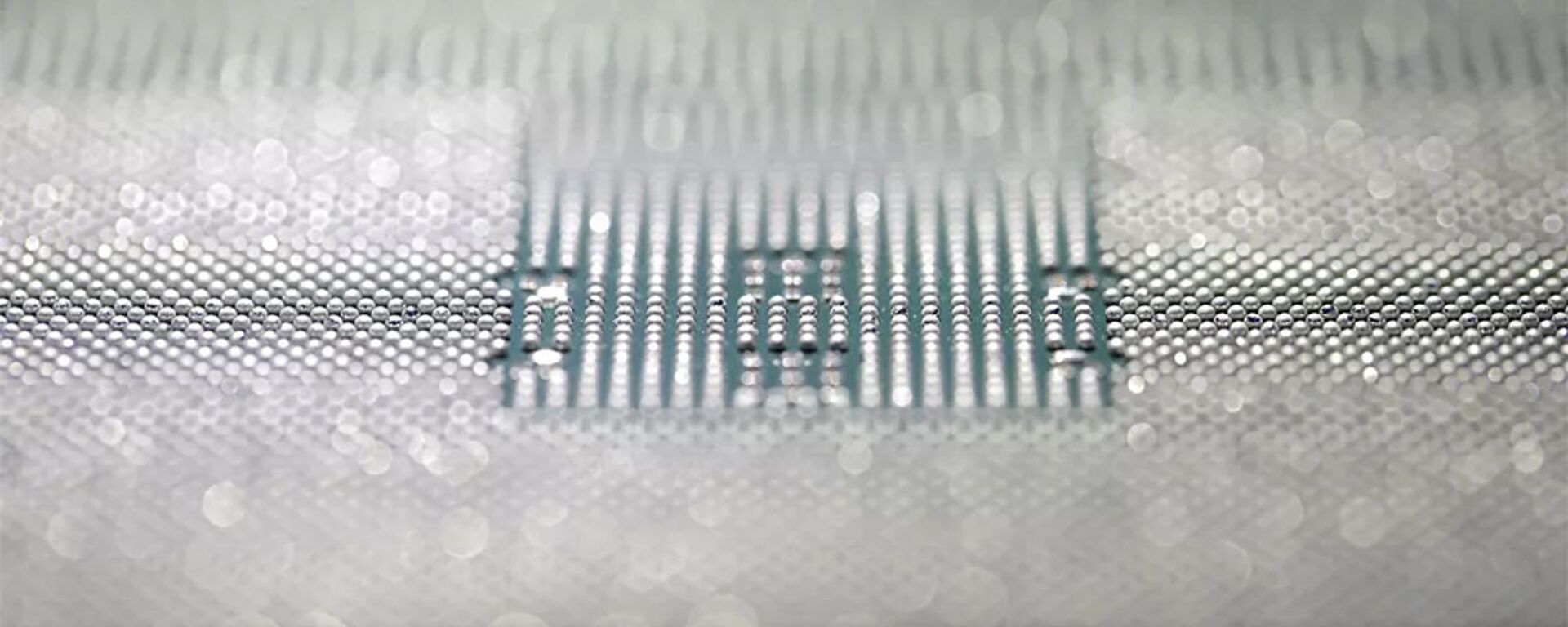 A Kunpeng 920 chip is displayed during an unveiling ceremony in Shenzhen, China, Monday, Jan. 7, 2019. Chinese telecom giant Huawei unveiled a processor chip for data centers and cloud computing as it expands into an emerging global market despite Western warnings the company might be a security risk.  - 俄羅斯衛星通訊社, 1920, 10.09.2021