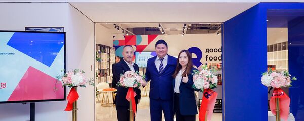 Российский стенд на третьей экспортной выставке в Шанхае  - 俄罗斯卫星通讯社