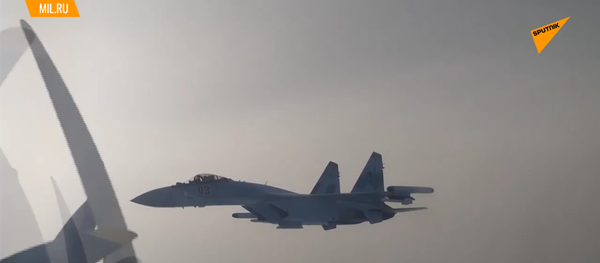 圖-95MS飛越日本海和太平洋西北部 - 俄羅斯衛星通訊社