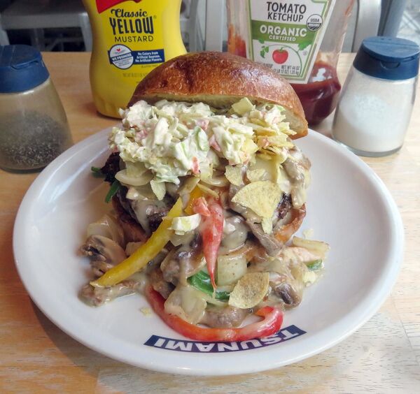 日本餐廳推出“拜登漢堡” （圖片） - 俄羅斯衛星通訊社