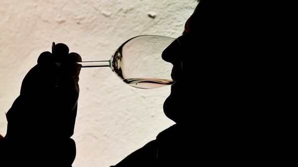 科學家發現為何老年人可以更好地感知葡萄酒的味道 - 俄羅斯衛星通訊社