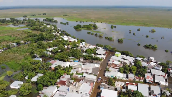 墨西哥南部洪水迫使上万人疏散 - 俄罗斯卫星通讯社