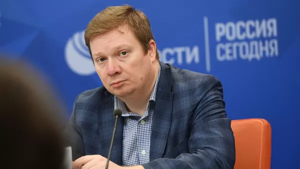 Заместитель директора Центра комплексных европейских и международных исследований НИУ ВШЭ Дмитрий Суслов  - 俄羅斯衛星通訊社