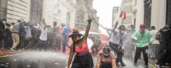 Демонстрация против нового правительства в Лиме, Перу - 俄羅斯衛星通訊社