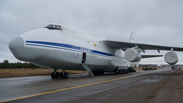 Самолет Ан-124 «Руслан» на аэродроме Еревана, Армения - 俄罗斯卫星通讯社