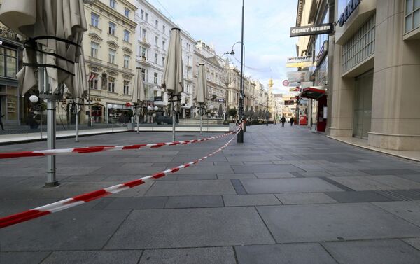 政府因新冠疫情宣布实施封锁期间，步行区咖啡馆关闭，奥地利维也纳 - 俄罗斯卫星通讯社