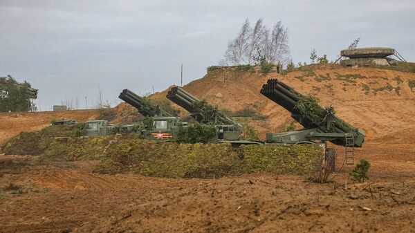 俄技集团：“旋风-S”火箭炮可在电子战环境下发起精准打击 - 俄罗斯卫星通讯社