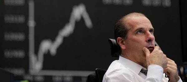 График падения на экране фодновой биржи График падения на экране фодновой биржи - 俄羅斯衛星通訊社