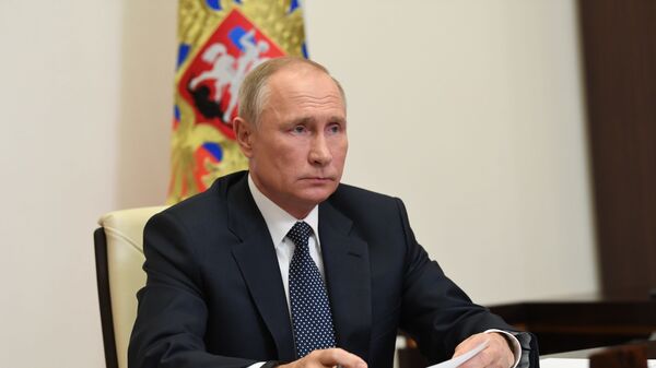 Президент РФ Владимир Путин проводит в режиме видеоконференции совещание о российской миротворческой миссии в Нагорном Карабахе - 俄羅斯衛星通訊社