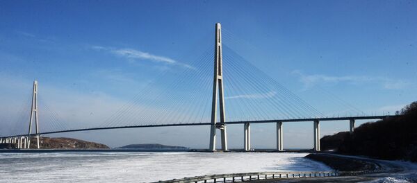 Мост на остров Русский Мост на остров Русский - 俄罗斯卫星通讯社