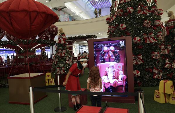 巴西購物中心播放的聖誕老人視頻 - 俄羅斯衛星通訊社
