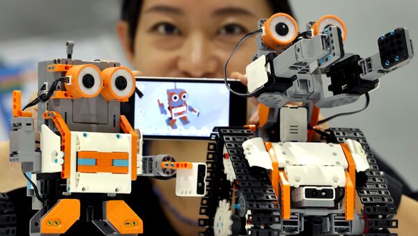 專家：俄機器人發展水平落後5-7年 專業化企業是中國的五分之一 - 俄羅斯衛星通訊社