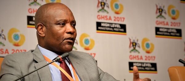 Джон Нкенгасонг  - 俄罗斯卫星通讯社