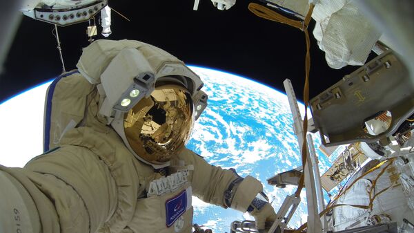 俄決定在宇航員起飛前暫不向其發放手槍 - 俄羅斯衛星通訊社