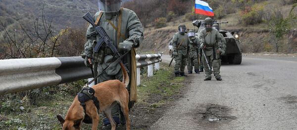 Специалисты противоминного центра Минобороны РФ приступили к работе в Карабахе - 俄罗斯卫星通讯社