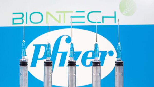 Логотипы Biontech и Pfizer - 俄罗斯卫星通讯社