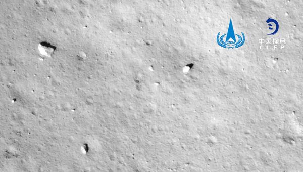 Китайский зонд Чанъэ-5 совершил успешную посадку на поверхности Луны.  - 俄羅斯衛星通訊社