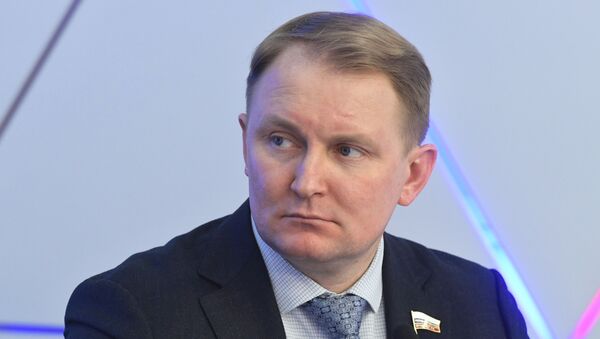 Александр Шерин - 俄羅斯衛星通訊社