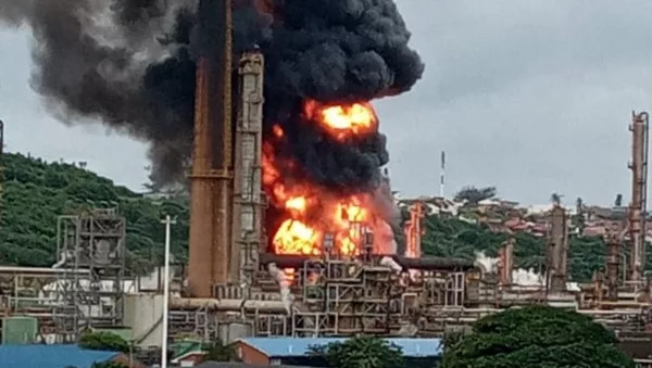 南非一家煉油廠發生劇烈爆炸 - 俄羅斯衛星通訊社