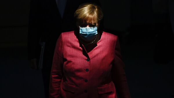 Канцлер Германии Ангела Меркель в защитной маске - 俄羅斯衛星通訊社