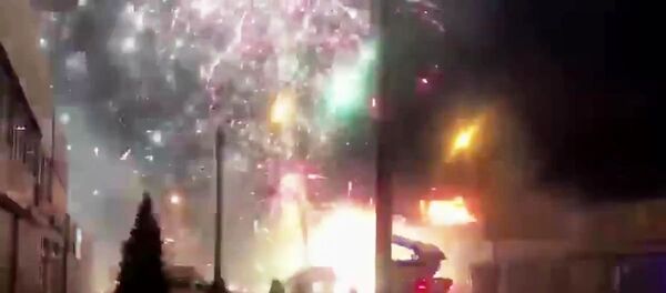 Павильон с пиротехникой горит в Ростове-на-Дону - 俄罗斯卫星通讯社