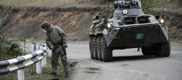 Специалисты противоминного центра Минобороны РФ приступили к работе в Карабахе - 俄羅斯衛星通訊社