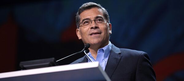 Хавьер Бесерра - 俄羅斯衛星通訊社