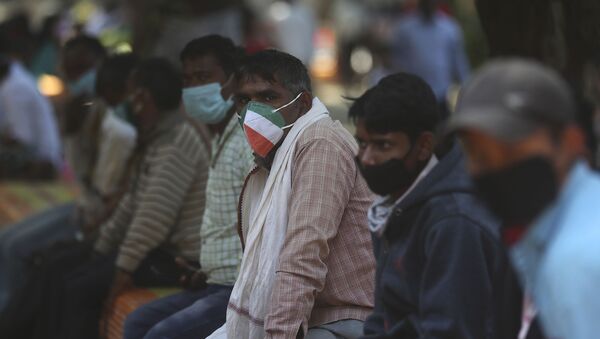 Жители Мумбаи в масках. Индия - 俄羅斯衛星通訊社
