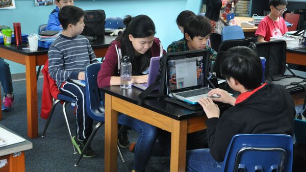 Дети за компьютерами в школе. Китай - 俄羅斯衛星通訊社