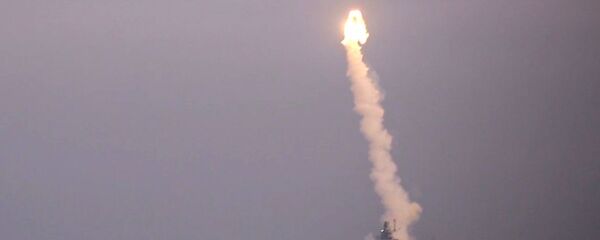  Испытательные стрельбы гиперзвуковой крылатой ракеты Циркон с фрегата Адмирал Флота Советского Союза Горшков из акватории Белого моря по береговой цели, находящейся на полигоне Чижа в Архангельской области. - 俄罗斯卫星通讯社