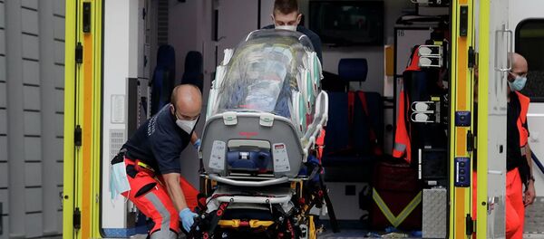 Экипаж скорой помощи, на котором предположительно был доставлен в клинику Шарите в Берлине Алексей Навальный Экипаж скорой помощи, на котором предположительно был доставлен в клинику Шарите в Берлине Алексей Навальный - 俄罗斯卫星通讯社