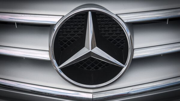Логотип Mercedes Benz - 俄羅斯衛星通訊社