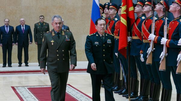 俄防长感谢魏凤和上将对巩固俄中军事合作做出的贡献