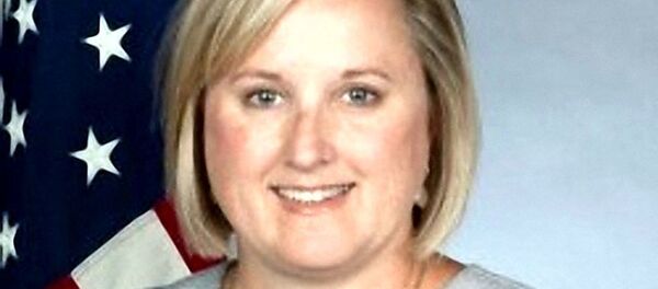 Джули Фишер  - 俄罗斯卫星通讯社