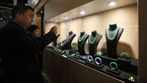 Нефритовые ожерелья в Гонконге - 俄罗斯卫星通讯社